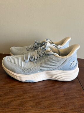 KURU Atom 2 light  Blue athletic Running Shoes Sneakers 8 wide